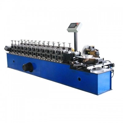 Press stud machine